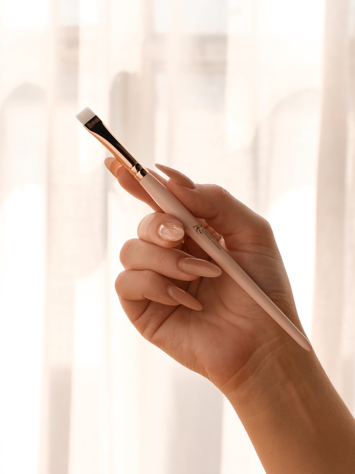 Ashlee Laura Artistry - Flat Mapping Brush