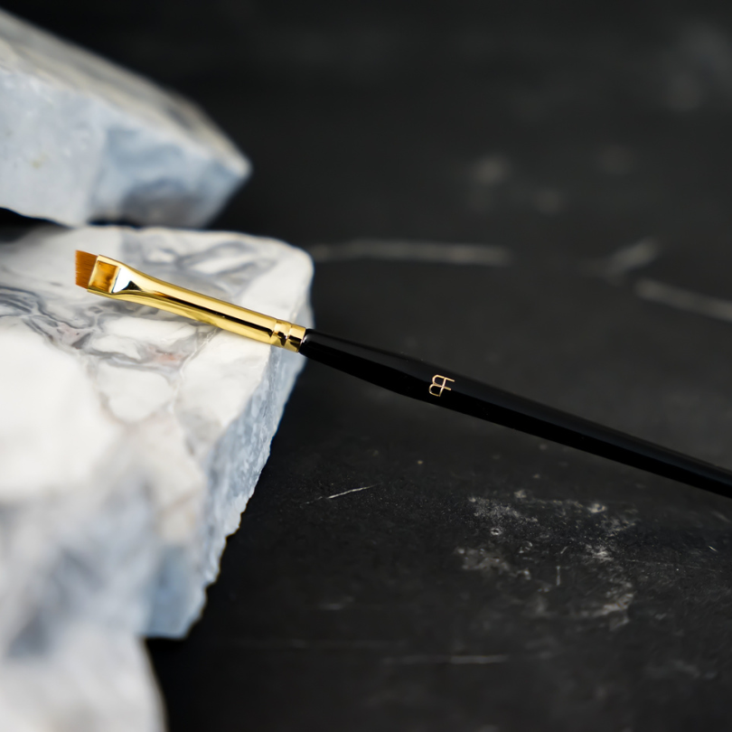 Browfection Beauty Mini Angled Brush - Black/Gold