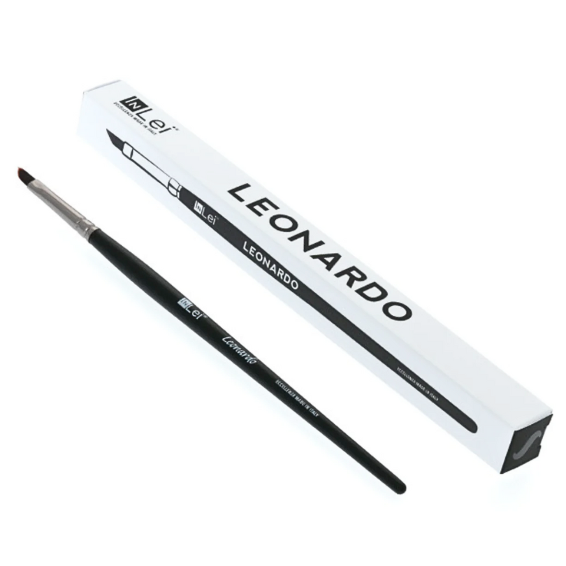 Inlei Leonardo Brush (Oblique Angle)